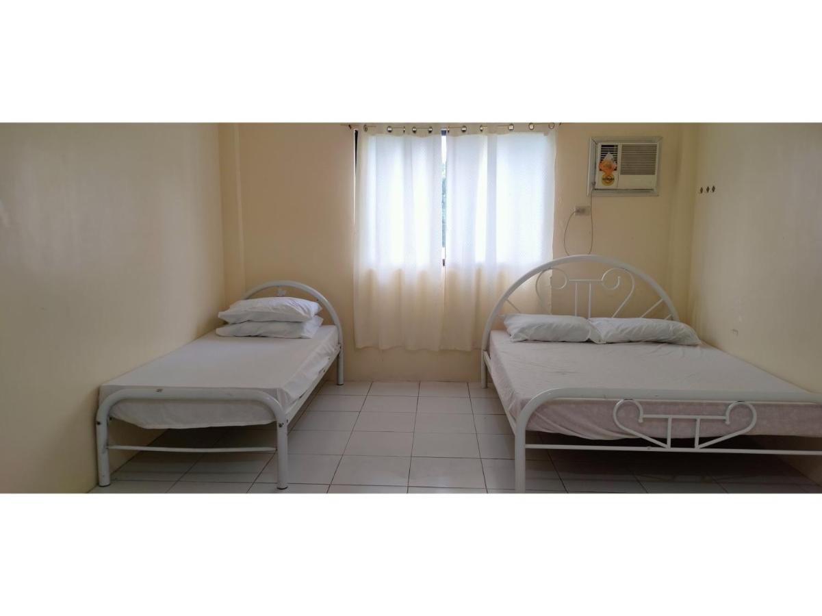 Hotel Oyo 800 Ddd Habitat Dormtel Bacolod Exterior foto